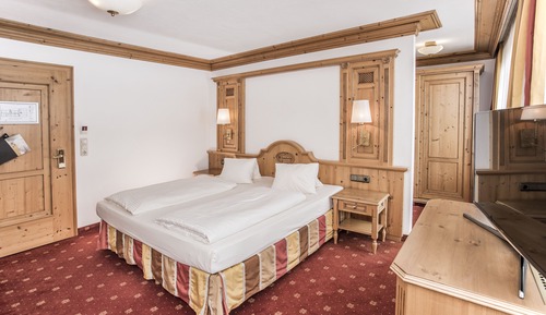 Classic Double Room