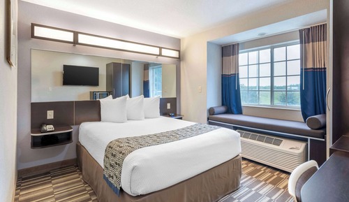 Standard Room, 1 Queen Bed, Non Smoking