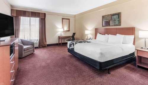 Room, 1 King Bed, Non Smoking, City View