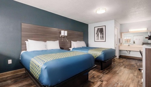 Room, 2 Queen Beds