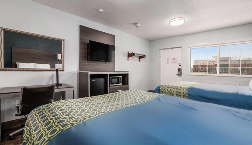 Room, 2 Queen Beds, Smoking