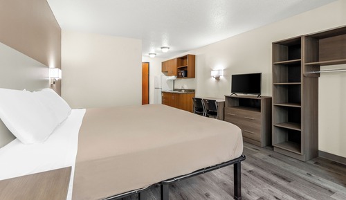 Premium King Suite