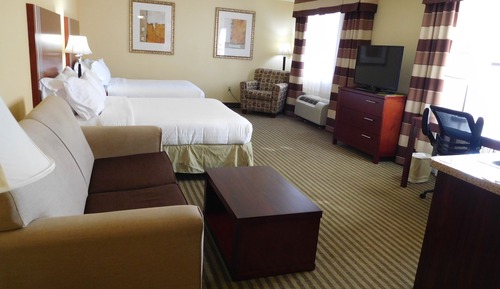 Suite, 2 Queen Beds, Accessible (Communications, Mobility, Access Tub)