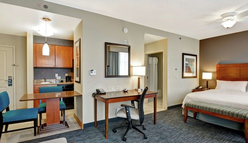 Studio, One King Bed, Accessible