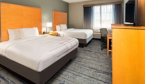 Room, 2 Queen Beds, Non Smoking (Queen)
