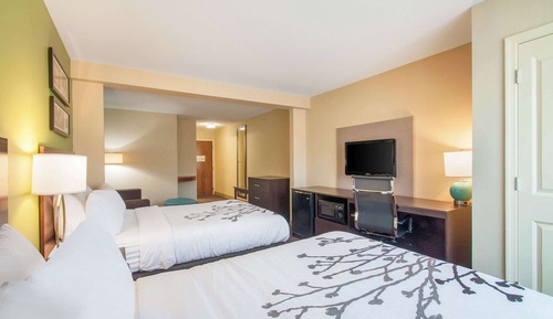 Suite, 2 Double Beds, Non Smoking