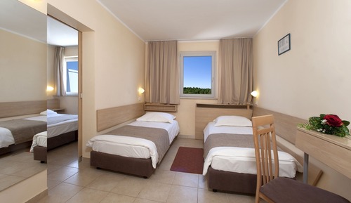 Classic room with balcony - Family