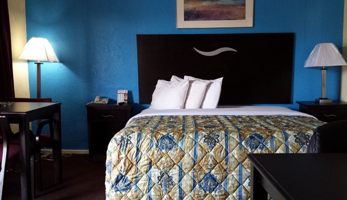Room, 1 King Bed, Non Smoking