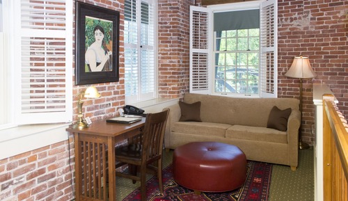 Junior Suite (Two Level, Sugar River)