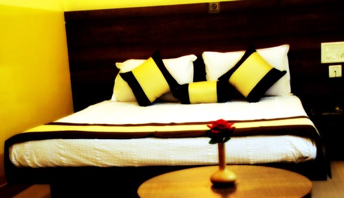 Deluxe Room (AC)