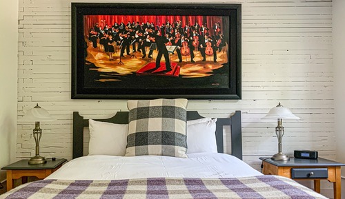 Standard Room (Heritage - Queen)