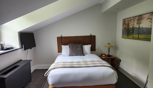 Economy Room (Heritage - Queen)