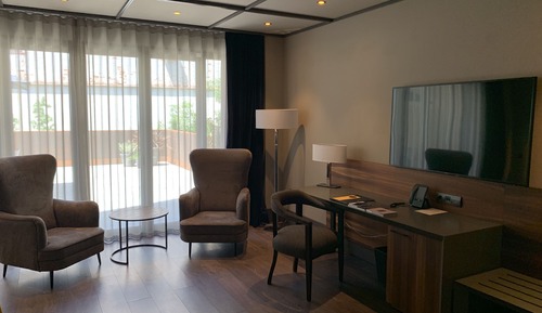 Luxury Studio Suite, 1 Bedroom, Garden View