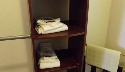 Room, 1 King Bed (Not Pet Friendly Room)