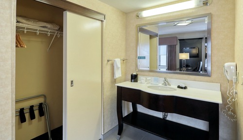 Room, 1 King Bed, Accessible, Non Smoking