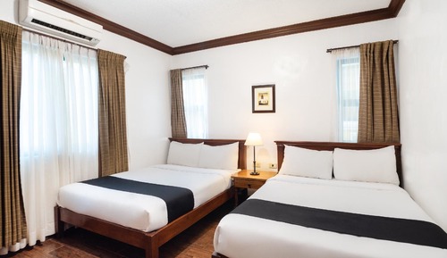 Superior One Bedroom Apartment