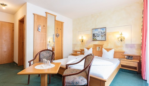 Classic Double Room, Balcony