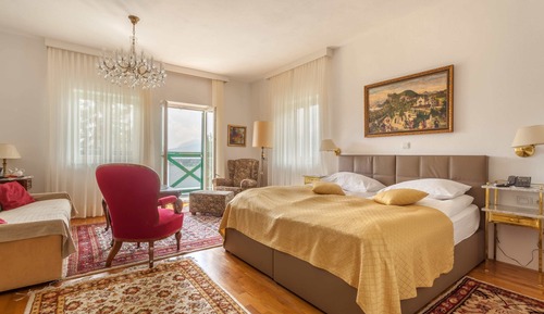 Junior Triple Room, Lake View