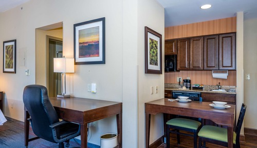Studio Suite, 1 King Bed, Non Smoking