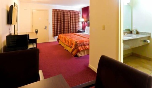 Room, 1 King Bed, Non Smoking