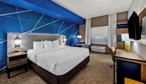 Standard Room, 1 King Bed, Non Smoking