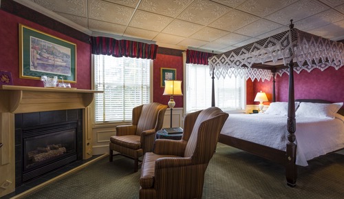 Aster King Suite, Jetted Tub, Bay View