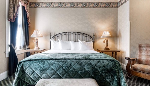 King Deluxe Room