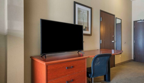 Suite, 1 King Bed with Sofa bed, Non Smoking