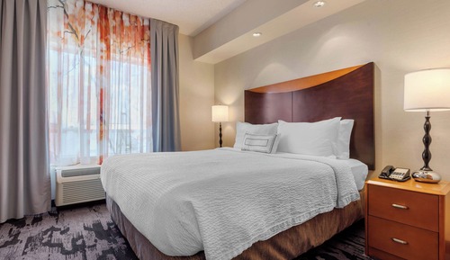 Junior Suite, 1 King Bed with Sofa bed