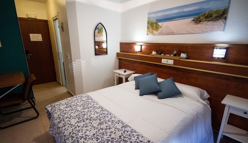 Double Room, 1 Double Bed