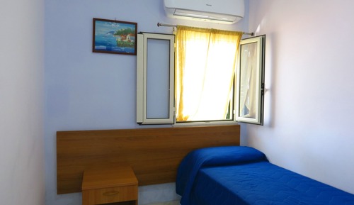 Chalet, Kitchenette, Sea View ( For Three)