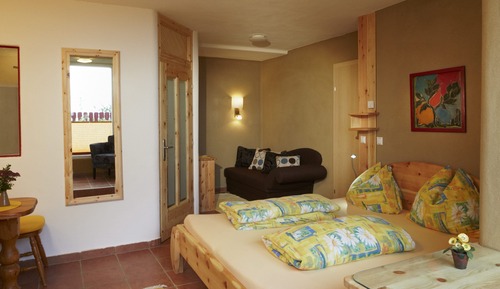 Family Room, 2 Bedrooms, Terrace, Mountain View