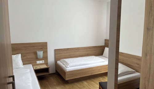 Basic Twin Room