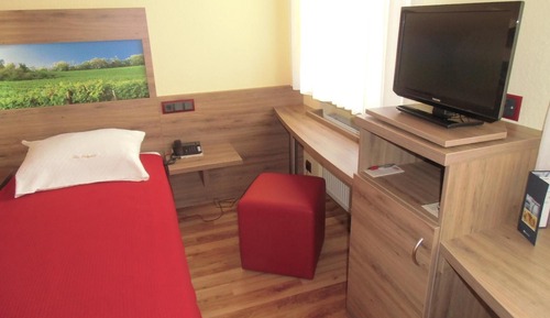 Standard Room, 2 Twin Beds