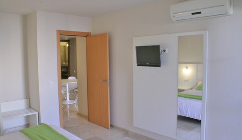 Double Room (Large with Garden)
