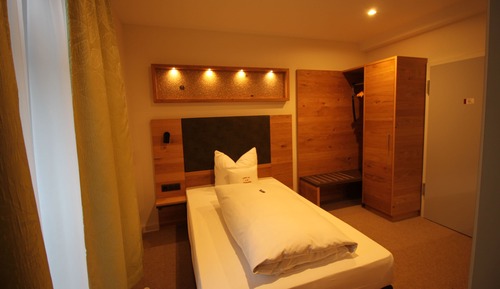 Comfort Single Room