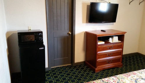 Standard Room, 2 Queen Beds, Non Smoking