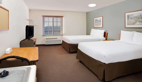 Suite, 2 Queen Beds, Non Smoking