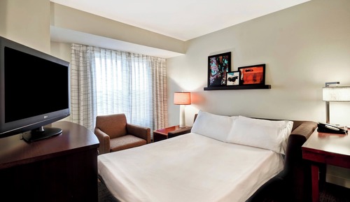Studio, 1 King Bed with Sofa bed, Non Smoking