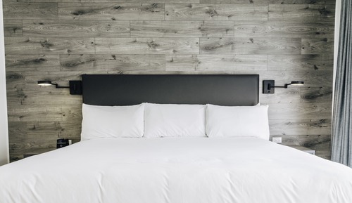 Superior Room, 1 King Bed