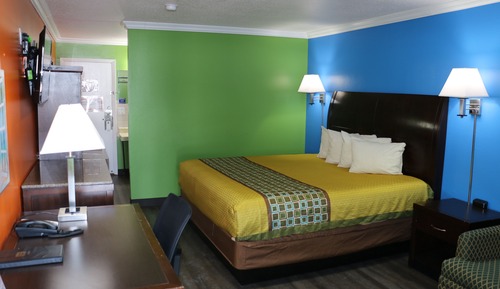 Standard king bed