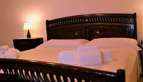 Classic Triple Room, 2 Bedrooms, Ensuite