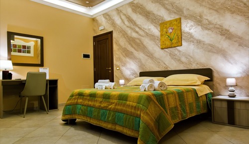 Design Double or Twin Room, 1 Queen Bed, Ensuite, Mountain View