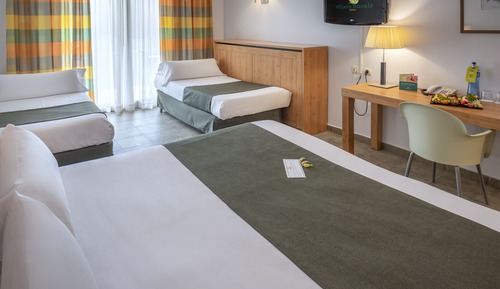 Family Quadruple Room, Garden View