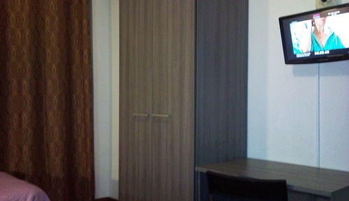 Economy Quadruple Room, Private Bathroom (budget)