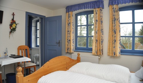 Classic Double Room with Shower
