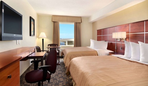 Suite, 2 Queen Beds, Non Smoking