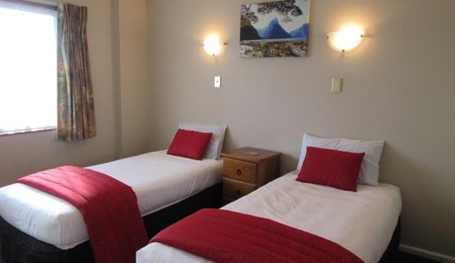 One Bedroom Family Unit with Kitchen