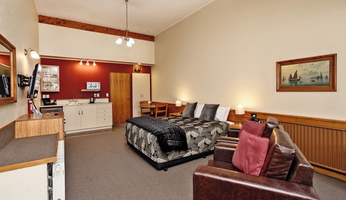 Studio Twin Room 
