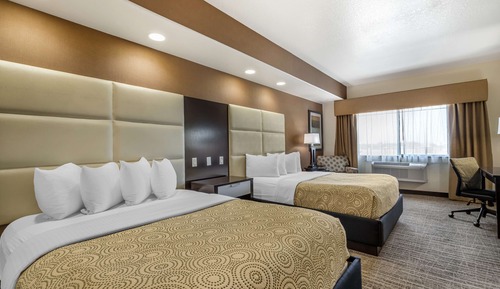 Standard Room, 2 Queen Beds, Accessible, Bathtub